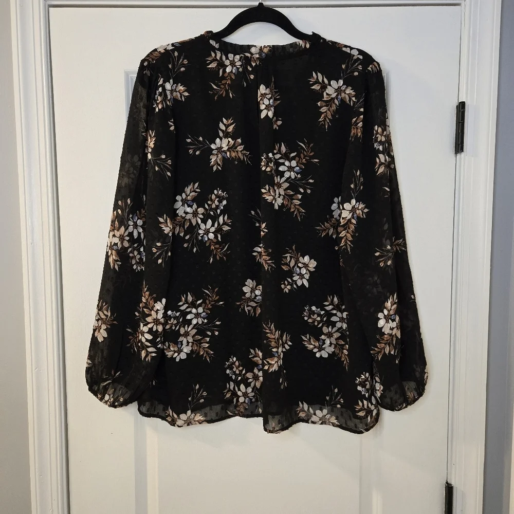 Hilary Radley Women's XL Floral Blouse Black - Picture 4 of 11